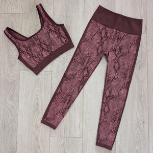 Fabletics seamless active wear set in Cherry Mocha Reptilia/Canyon